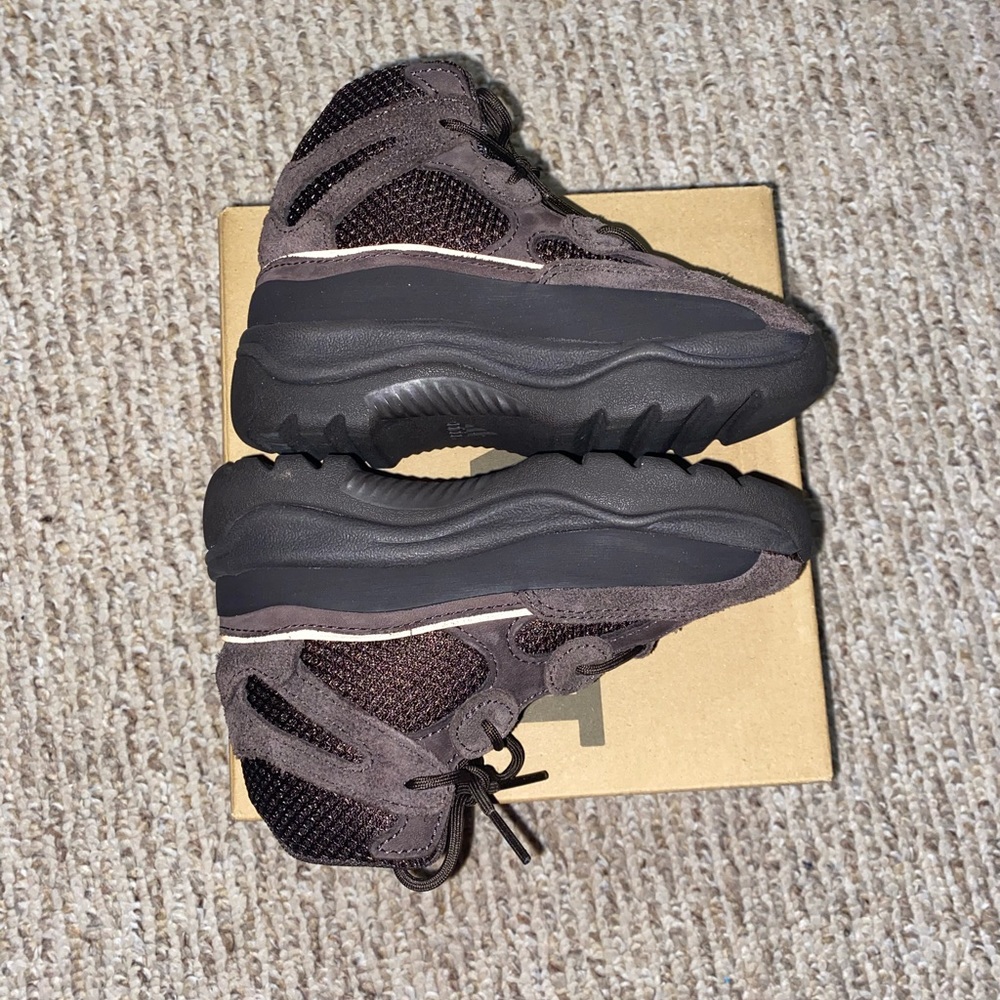 Yeezy Dsrt Boots